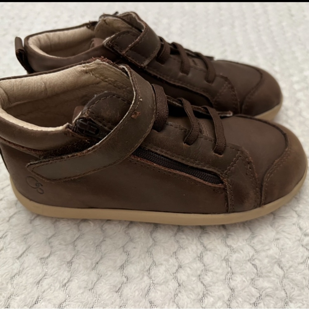 Old Soles Brown Sneakers Minimalist Design